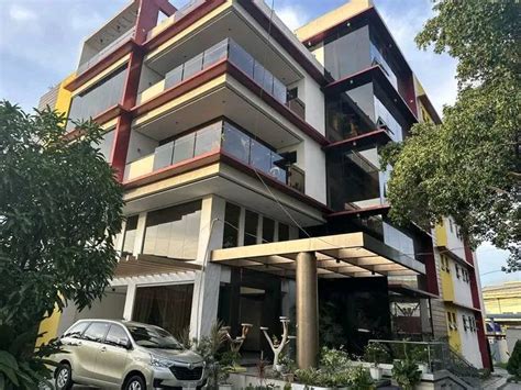 524 office spaces for rent in Taguig .